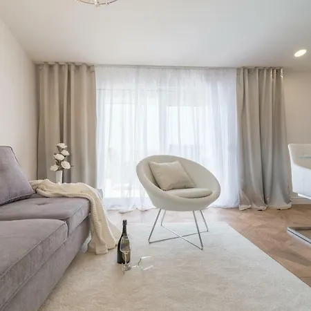 דירה Luxury Piano