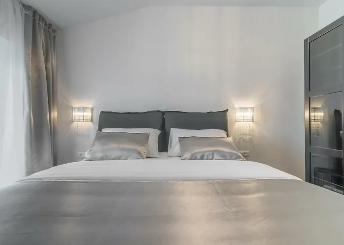 Luxury Piano דירה